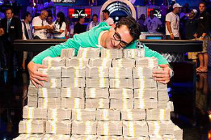 Antonio Esfandiari blir StakeKings sajtambassadör