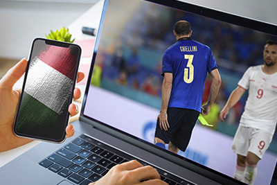 Italiens kapten Giorgio Chiellini skadad – ute ur World Cup-kvalificeringen